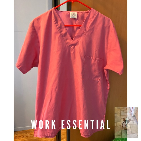 Scrubs Med Geni Other - Woman’s Salmon Color Scrub Top, Sz L